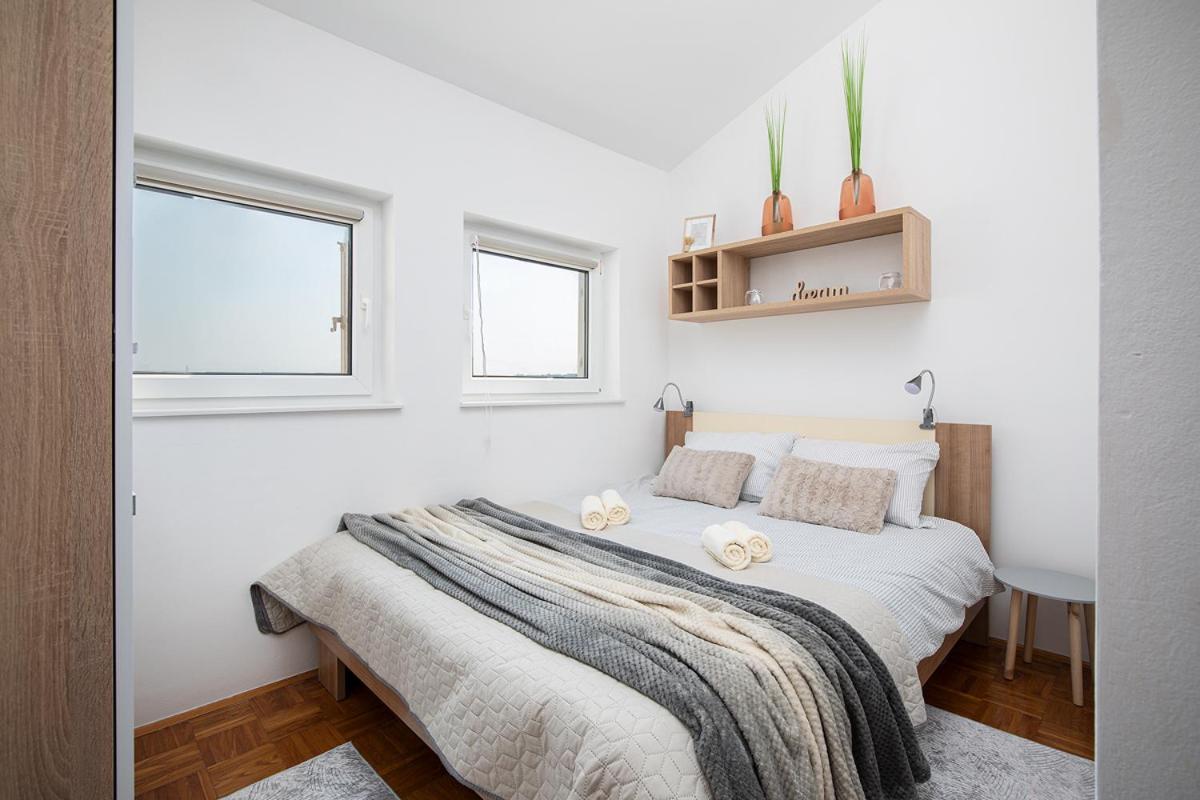 Apartment Aston Πούλα Εξωτερικό φωτογραφία